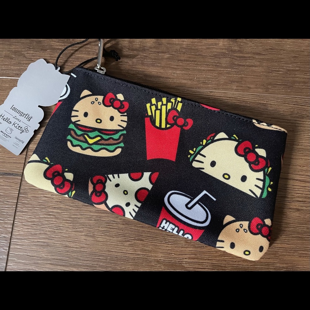 HELLO KITTY (Loungefly)-NWT Zipped Hamburger & Fries Pouch - Picture 9 of 11